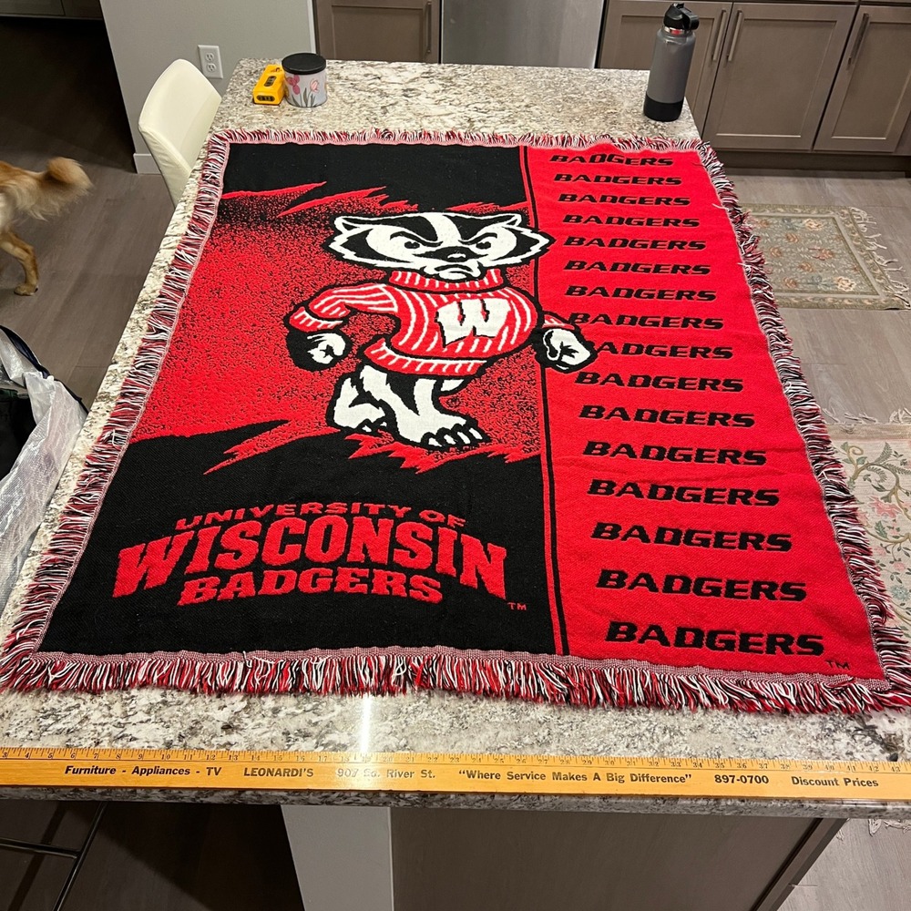 Vintage 1990s University of Wisconsin Badgers Woven Tapestry Throw Blanket 46x60